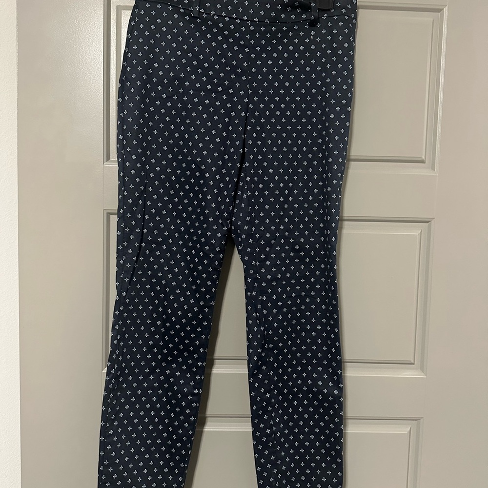 H&M dark blue dress pants with White Geometric Design